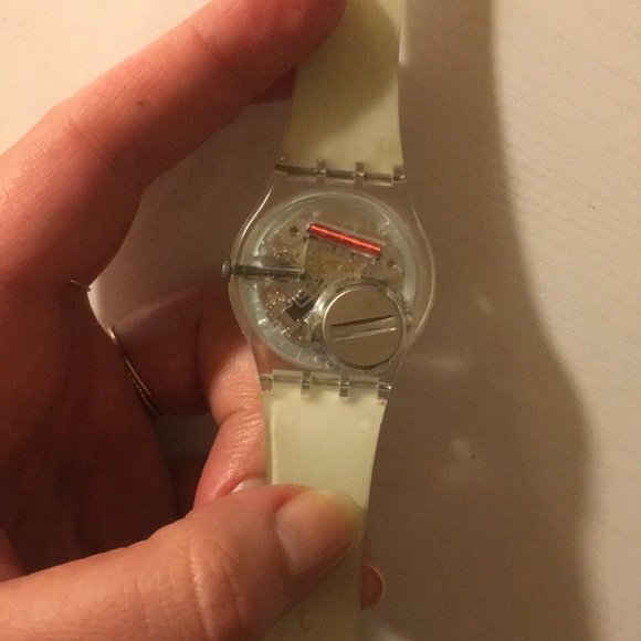 White swatch watch - Picture 3 of 3